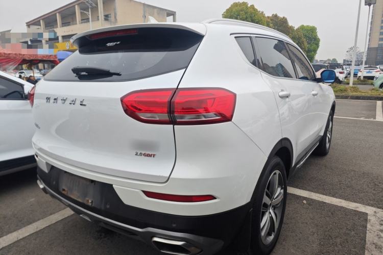 Used Haval H6 2017 Red Label 2.0T Automatic Two-Wheel Drive ZhiShang Model Rear Right 45 Deg