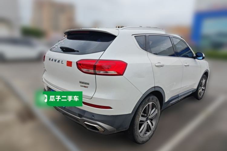 Used Haval H6 2017 Red Label 2.0T Automatic Two-Wheel Drive ZhiShang Model Rear Right 45 Deg