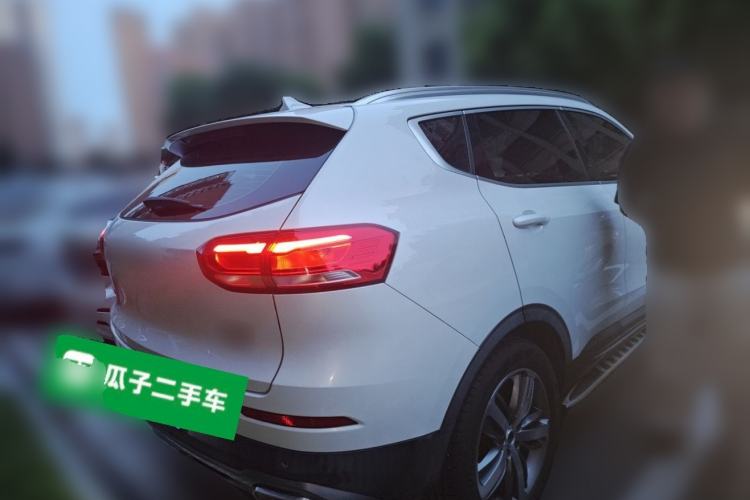 Used Haval H6 2017 Red Label 2.0T Automatic Two-Wheel Drive ZhiShang Model Rear Right 45 Deg
