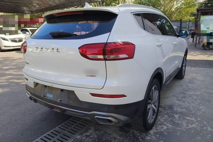 Used Haval H6 2017 Red Label 2.0T Automatic Two-Wheel Drive ZhiShang Model Rear Right 45 Deg
