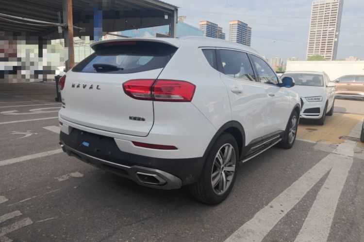 Used Haval H6 2017 Red Label 2.0T Automatic Two-Wheel Drive ZhiShang Model Rear Right 45 Deg