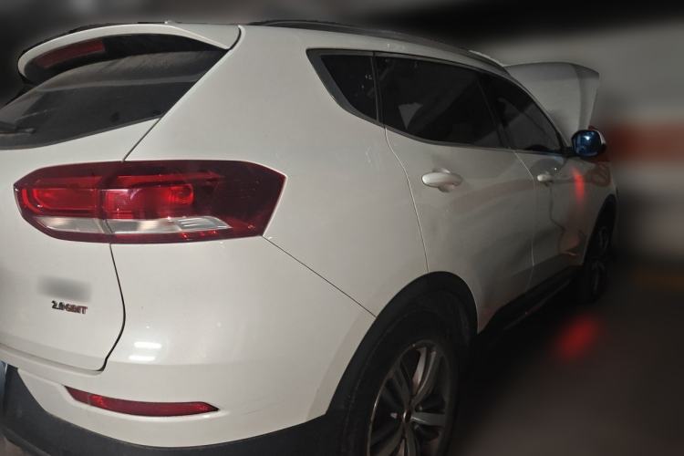Used Haval H6 2017 Red-Label 2.0T Automatic Two-Wheel Drive Leading Edition Rear Right 45 Deg