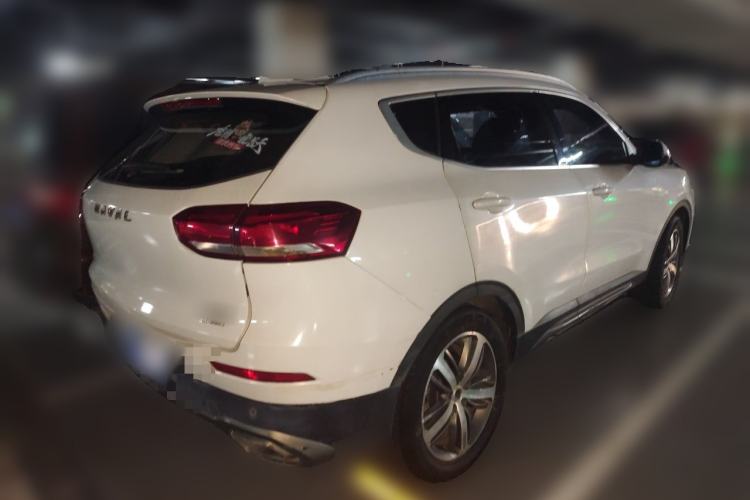 Used Haval H6 2017 Red Label 2.0T Automatic Two-Wheel Drive ZhiShang Model Rear Right 45 Deg