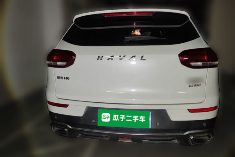 Used Haval H6 2017 Red Label 2.0T Automatic Two-Wheel Drive ZhiShang Model Rear