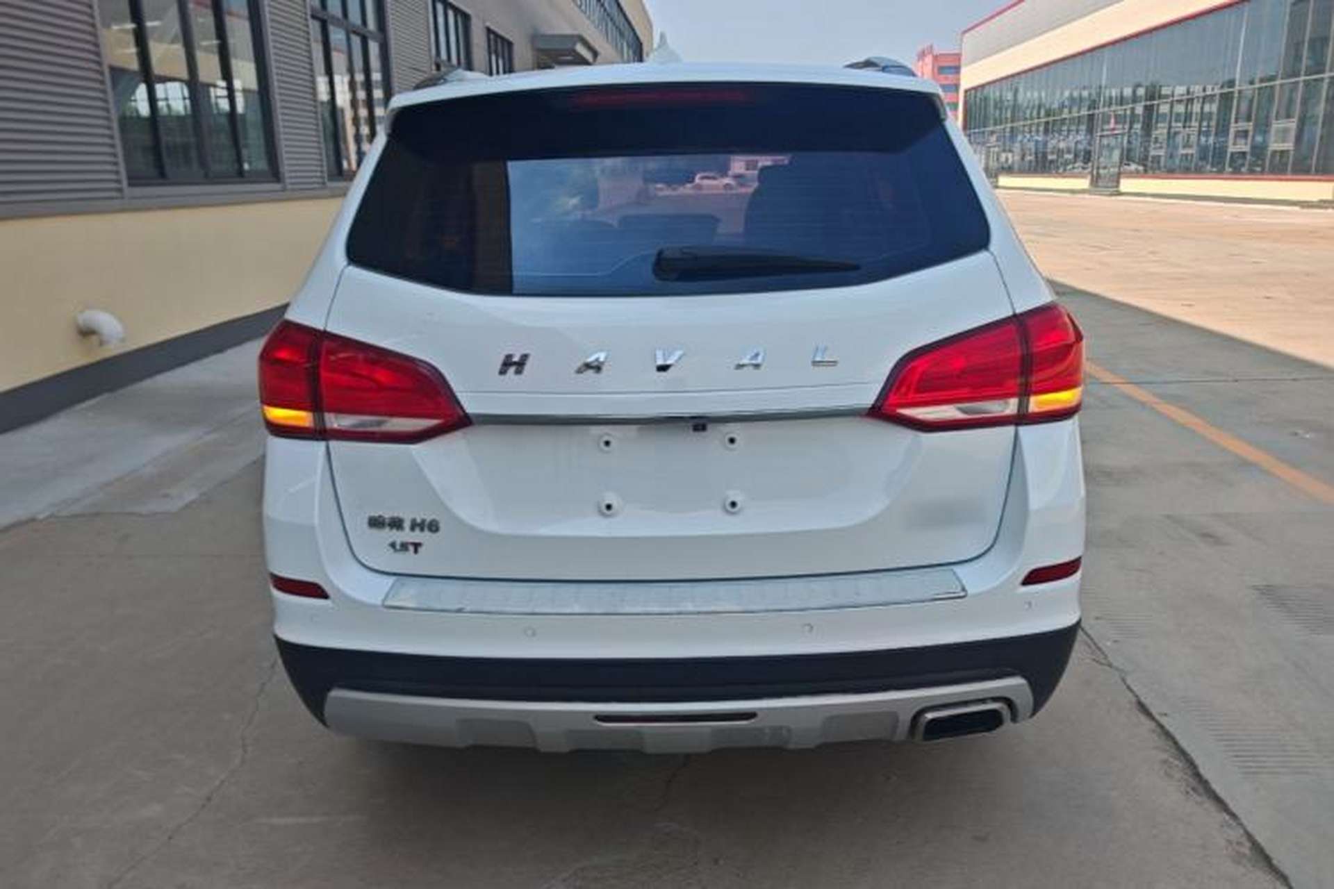 Used Haval H6 2017 Blue Label Sport Edition 1.5T Manual Two-Wheel Drive Elite Model Rear