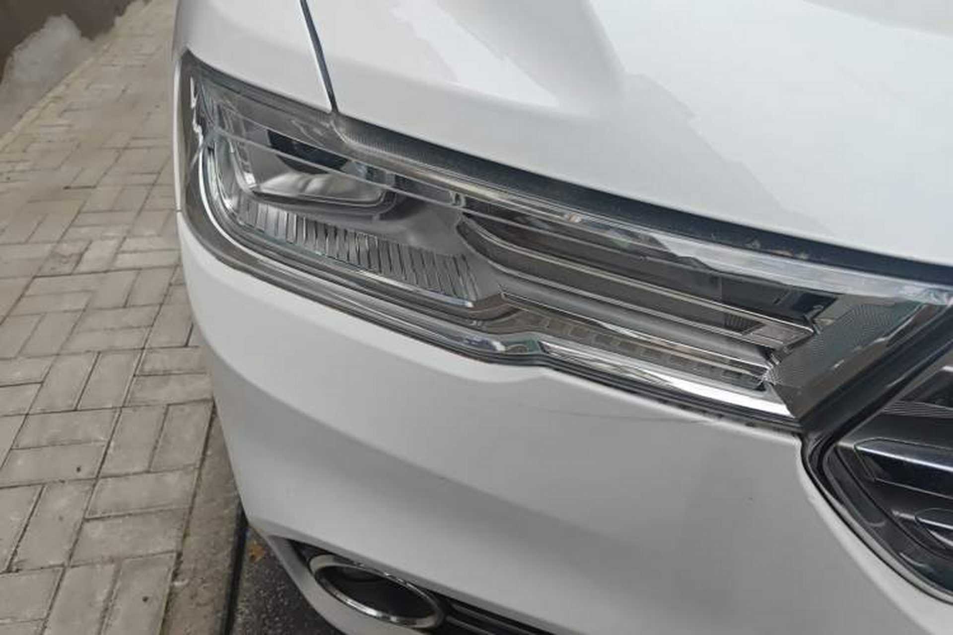 Used Haval H6 2017 Blue Label 2.0T Automatic Two-Wheel Drive Smart Edition Right Front Headlight