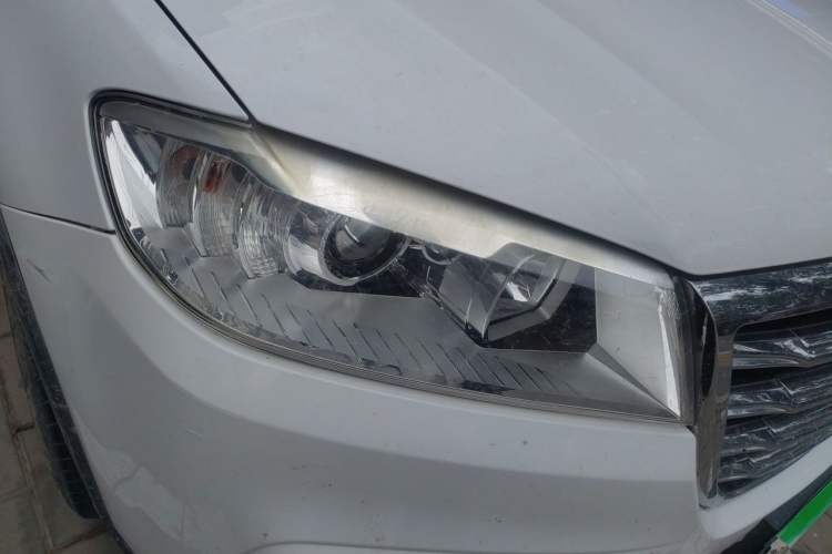 Used Haval H6 2017 Red-Label Sport Edition 1.5T Manual Two-Wheel Drive Elite Model Right Front Headlight