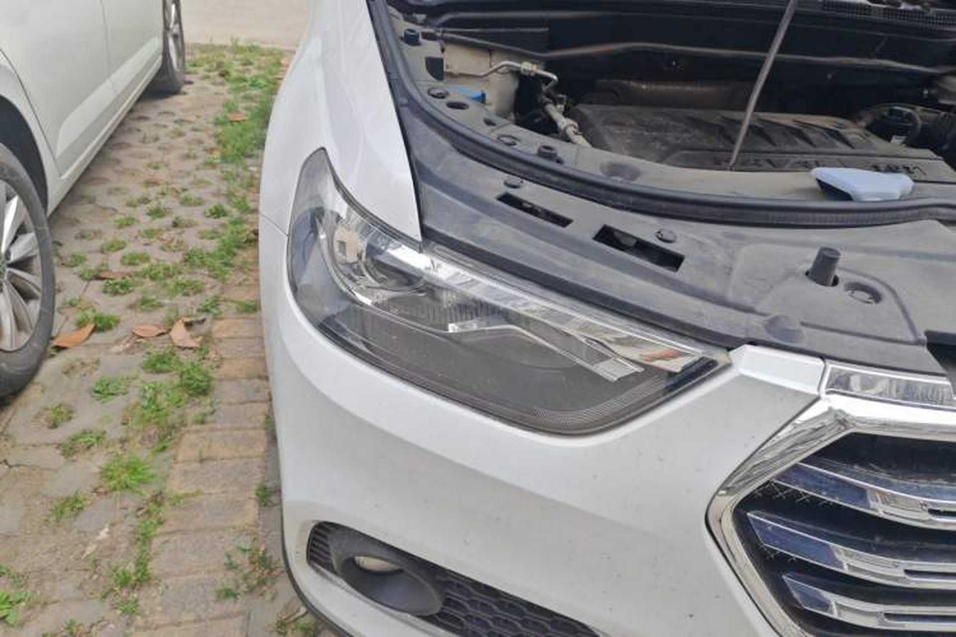 Used Haval H6 2017 Blue Label Sport Edition 1.5T Manual Two-Wheel Drive Elite Model Right Front Headlight