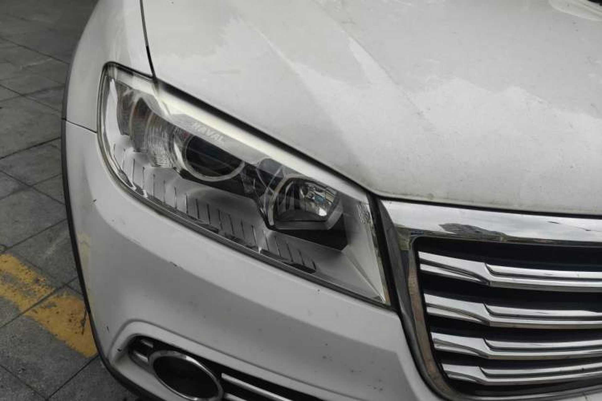 Used Haval H6 2017 Red-Label Sport Edition 1.5T Manual Two-Wheel Drive Elite Model Right Front Headlight
