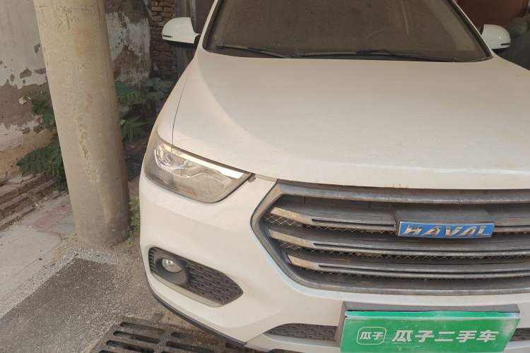 Used Haval H6 2017 Blue Label Sport Edition 1.5T Automatic Two-Wheel Drive Luxury Model Right Front Headlight