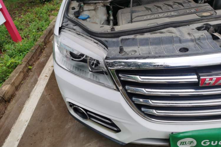 Used Haval H6 2017 Red-Label Sport Edition 1.5T Manual Two-Wheel Drive Elite Model Right Front Headlight