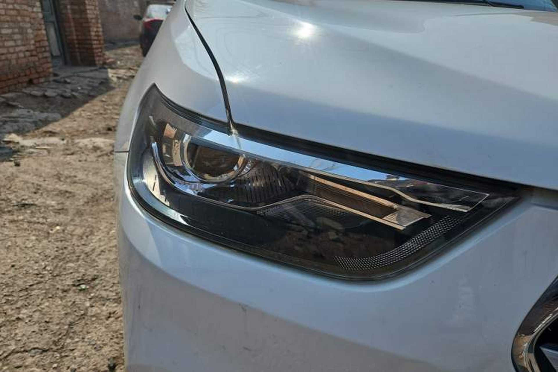 Used Haval H6 2017 Blue Label Sport Edition 1.5T Manual Two-Wheel Drive Elite Model Right Front Headlight