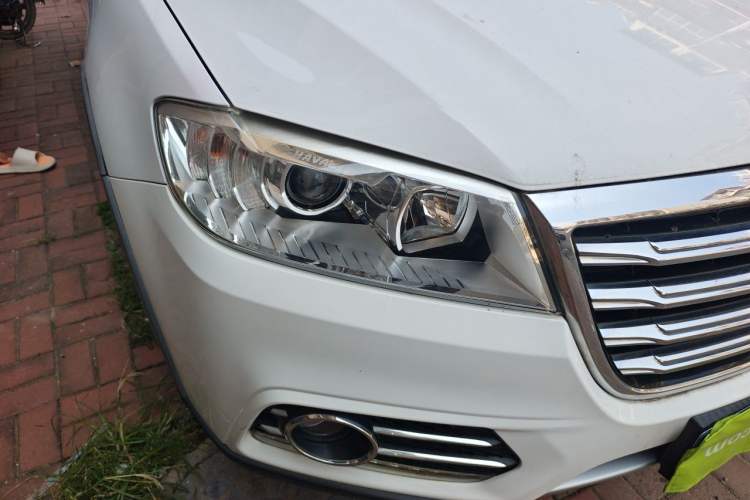 Used Haval H6 2017 Red-Label Sport Edition 1.5T Manual Two-Wheel Drive Elite Model Right Front Headlight