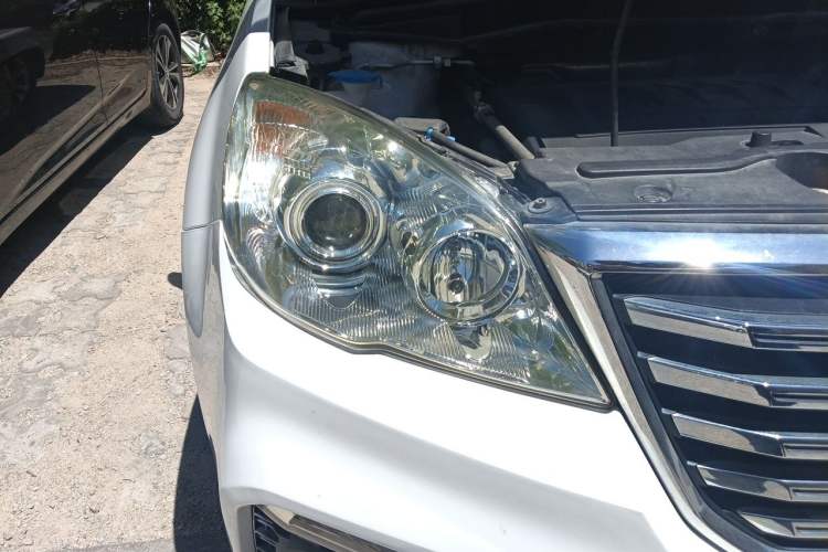 Used Haval H6 2017 Classic Edition 1.5T Manual Two-Wheel Drive Urban Model Right Front Headlight
