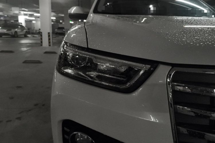 Used Haval H6 2017 Red-Label 1.5T Automatic Two-Wheel Drive Smart Edition Right Front Headlight