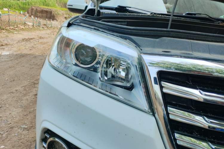 Used Haval H6 2017 Red-Label Sport Edition 1.5T Manual Two-Wheel Drive Elite Model Right Front Headlight