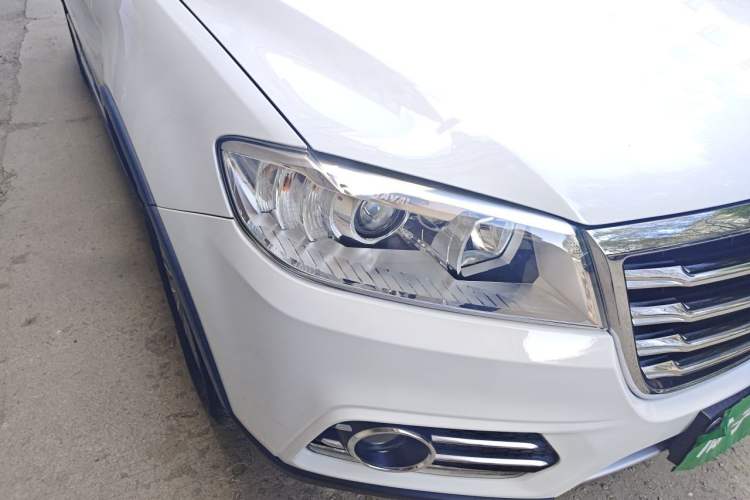 Used Haval H6 2017 Red-Label Sport Edition 1.5T Automatic Two-Wheel Drive Luxury Model Right Front Headlight