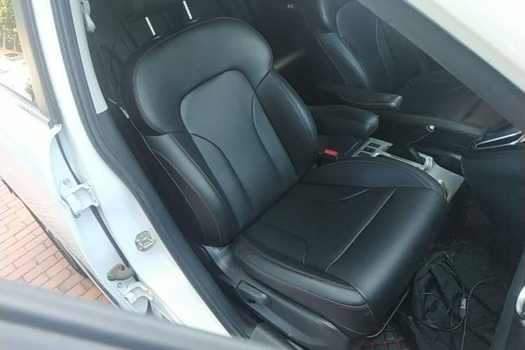 Used Haval H6 2017 Classic Edition 1.5T Automatic Two-Wheel Drive Urban Model Right Front Seat