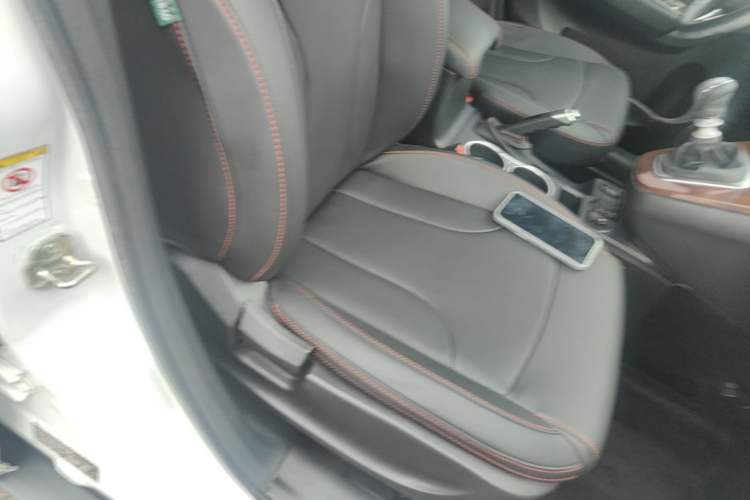 Used Haval H6 2017 Red-Label Sport Edition 1.5T Manual Two-Wheel Drive Elite Model Right Front Seat