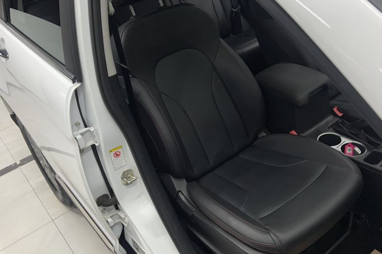 Used Haval H6 2017 Revised Blue-Label Sport Version 1.5T Automatic Two-Wheel Drive Luxury Trim Right Front Seat