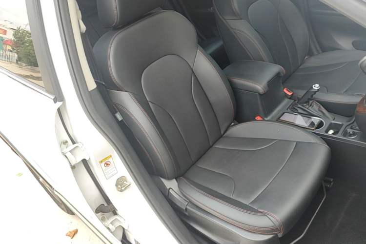 Used Haval H6 2017 Red-Label Sport Edition 1.5T Manual Two-Wheel Drive Elite Model Right Front Seat