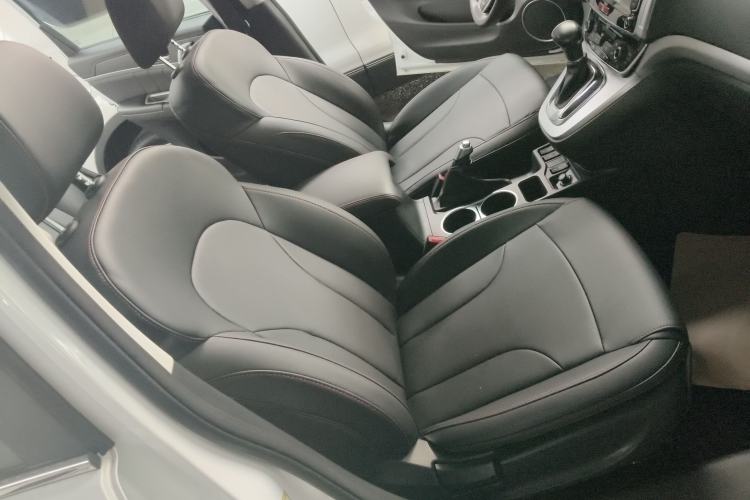 Used Haval H6 2017 Restyled Red-Label Sport Version 1.5T Automatic Two-Wheel Drive Luxury Trim Right Front Seat