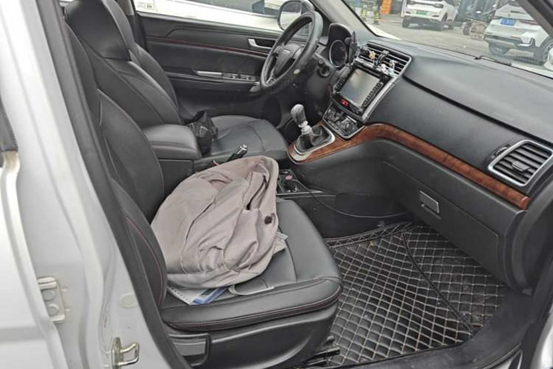 Used Haval H6 2017 Red-Label Sport Edition 1.5T Manual Two-Wheel Drive Elite Model Right Front Seat