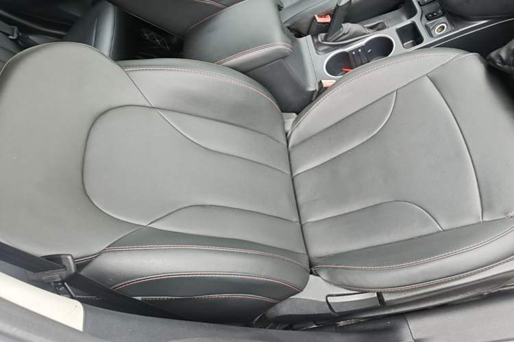 Used Haval H6 2017 Blue Label Sport Edition 1.5T Automatic Two-Wheel Drive Luxury Model Right Front Seat