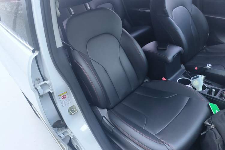 Used Haval H6 2017 Blue Label Sport Edition 1.5T Automatic Two-Wheel Drive Luxury Model Right Front Seat