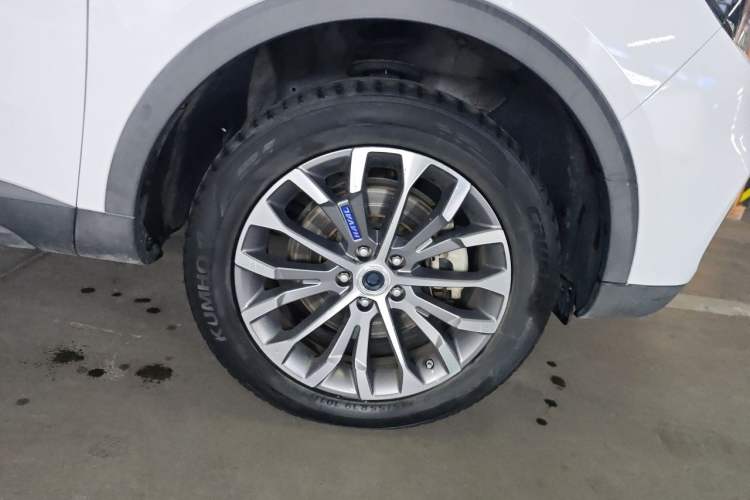 Used Haval H6 2017 Blue Label 1.5T Automatic Two-Wheel Drive Leading Plus Model Right Front Wheel Hub