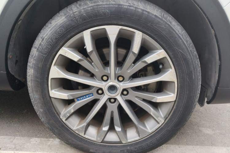 Used Haval H6 2017 Blue Label 1.5T Automatic Two-Wheel Drive ZhiShang Model Right Front Wheel Hub