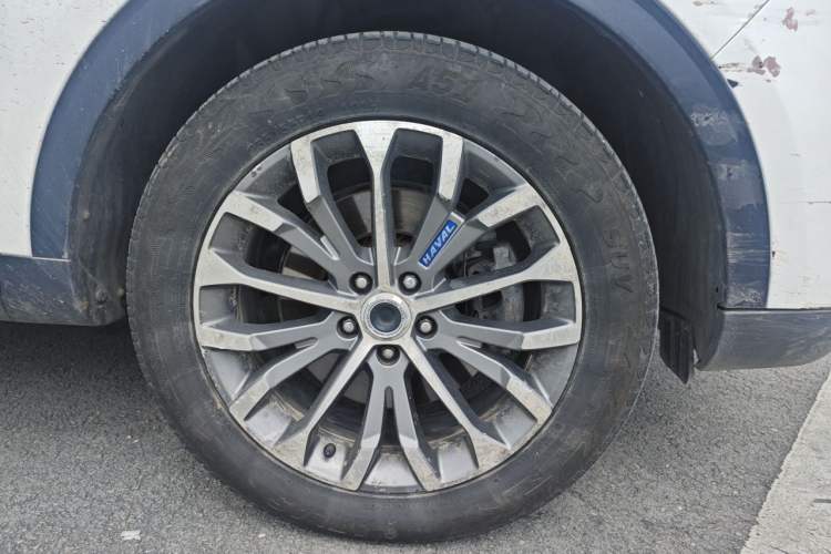 Used Haval H6 2017 Blue Label 1.5T Automatic Two-Wheel Drive ZhiShang Model Right Front Wheel Hub