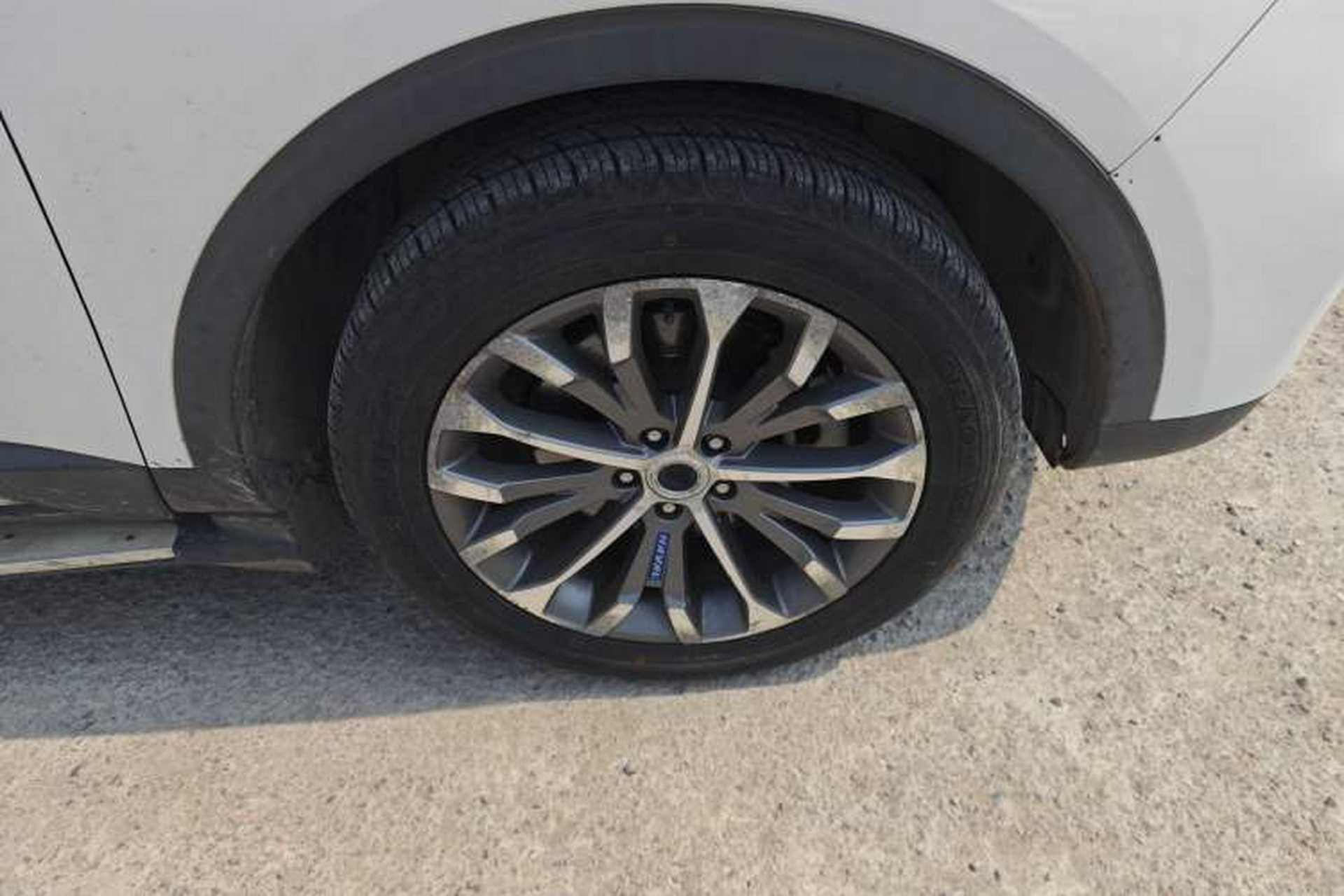Used Haval H6 2017 Blue Label 2.0T Automatic Two-Wheel Drive Smart Edition Right Front Wheel Hub