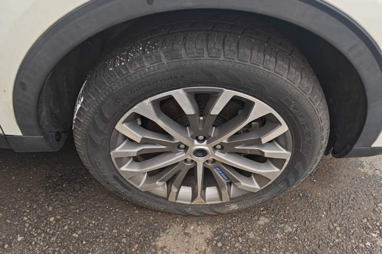 Used Haval H6 2017 Blue Label 2.0T Automatic Two-Wheel Drive Smart Edition Right Front Wheel Hub