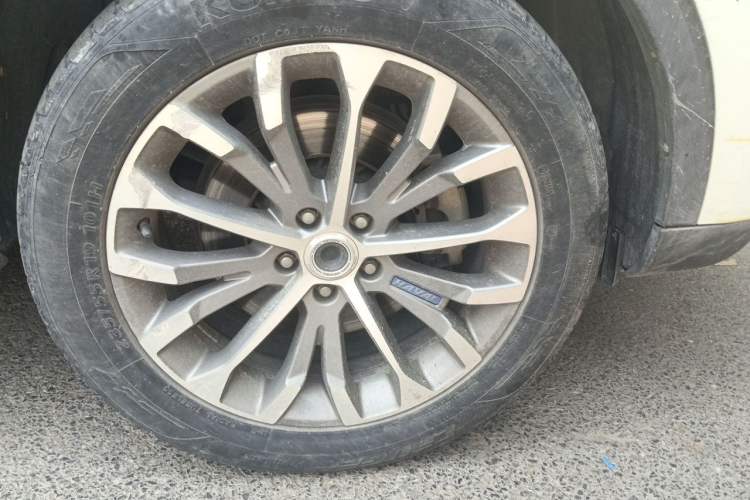 Used Haval H6 2017 Blue Label 2.0T Automatic Two-Wheel Drive Smart Edition Right Front Wheel Hub