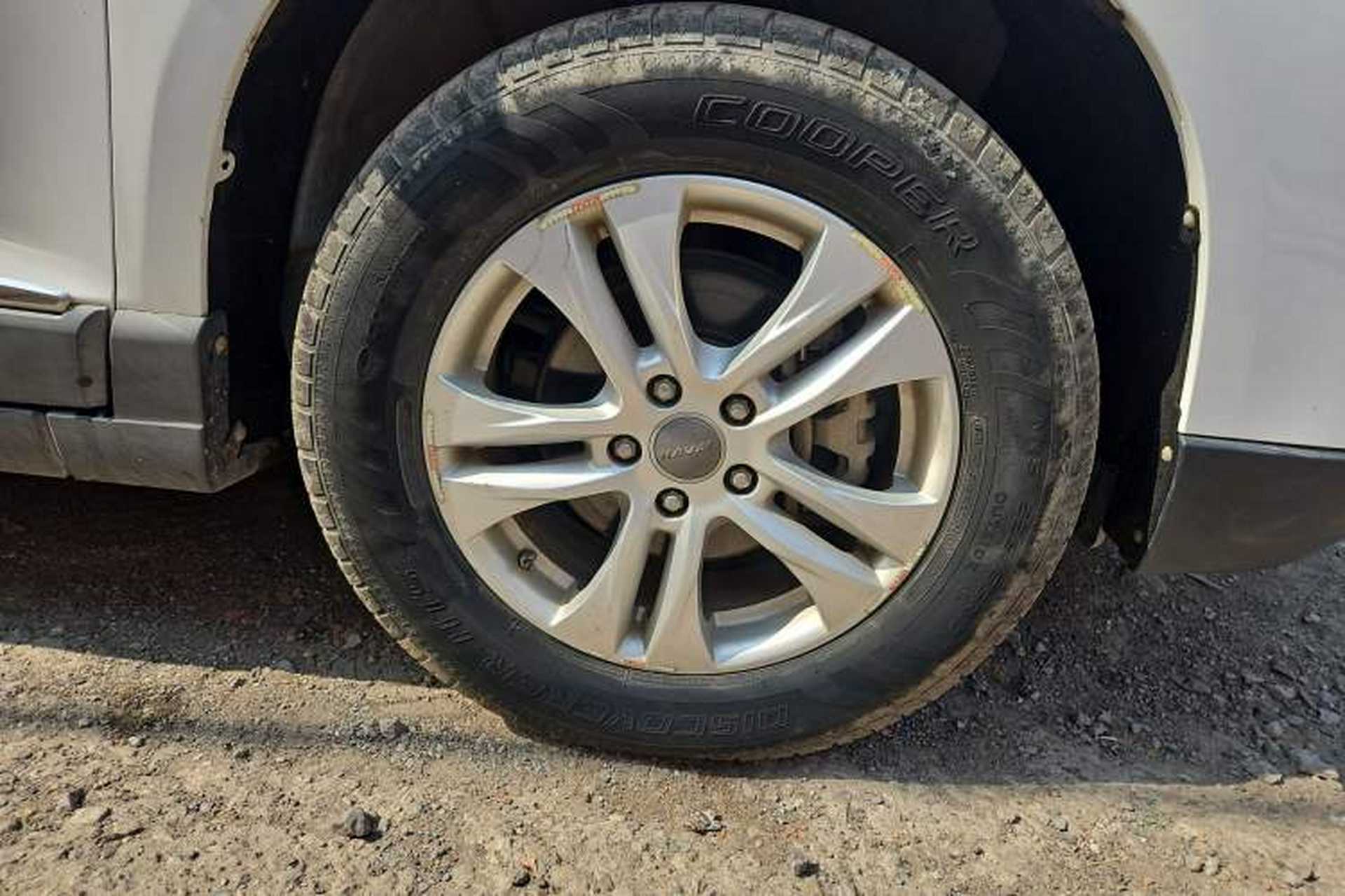Used Haval H6 2017 Blue Label Sport Edition 1.5T Manual Two-Wheel Drive Elite Model Right Front Wheel Hub