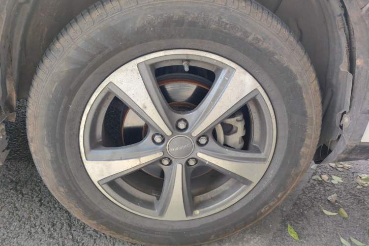Used Haval H6 2017 Red-Label Sport Edition 1.5T Manual Two-Wheel Drive Elite Model Right Front Wheel Hub