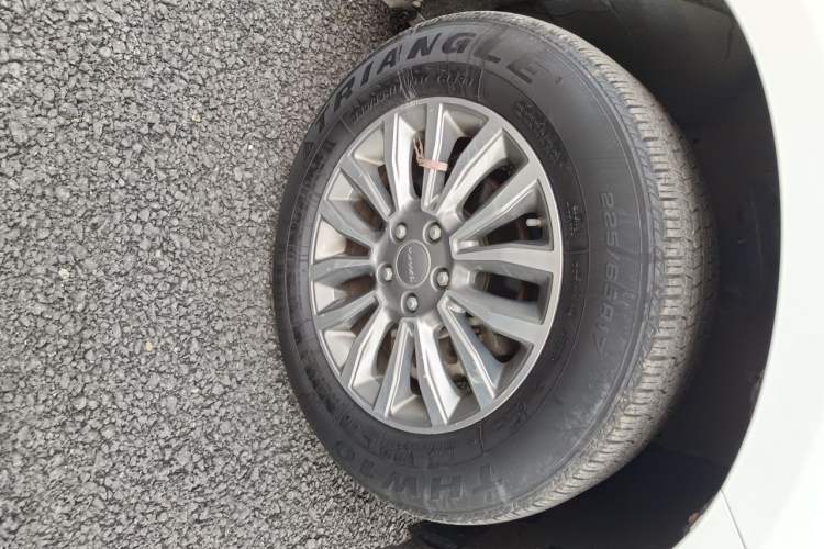 Used Haval H6 2017 Blue Label Sport Edition 1.5T Automatic Two-Wheel Drive Luxury Model Right Front Wheel Hub
