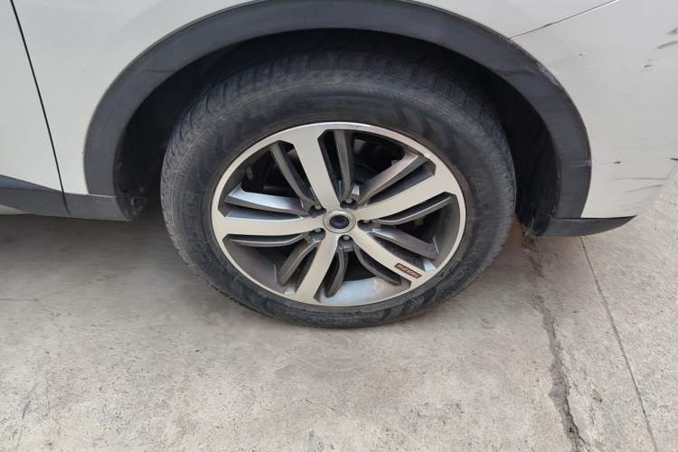 Used Haval H6 2017 Red-Label 1.3T Automatic Two-Wheel Drive ZhiShang Model Right Front Wheel Hub