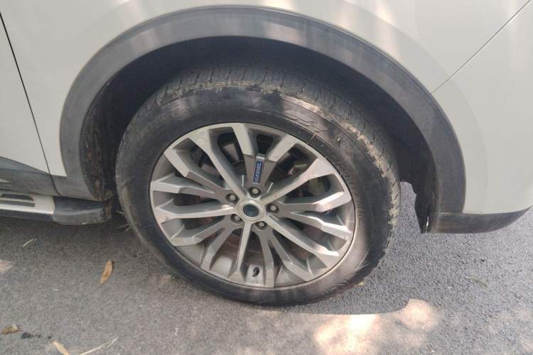 Used Haval H6 2017 Blue Label 2.0T Automatic Two-Wheel Drive Smart Edition Right Front Wheel Hub