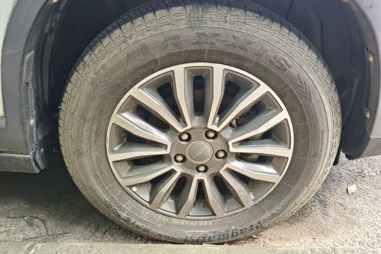 Used Haval H6 2017 Red-Label Sport Edition 1.5T Automatic Two-Wheel Drive Luxury Model Right Front Wheel Hub