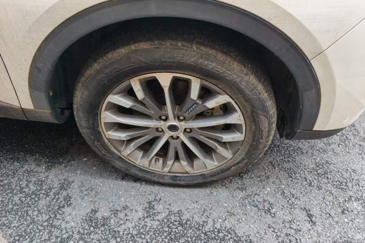 Used Haval H6 2017 Blue Label 1.5T Automatic Two-Wheel Drive Leading Plus Model Right Front Wheel Hub