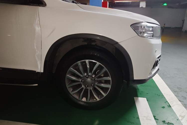 Used Haval H6 2017 Red-Label Sport Edition 1.5T Automatic Two-Wheel Drive Luxury Model Right Front Wheel Hub