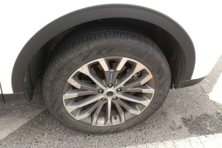Used Haval H6 2017 Blue Label 2.0T Automatic Two-Wheel Drive Smart Edition Right Front Wheel Hub