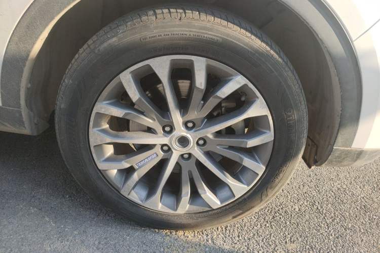Used Haval H6 2017 Blue Label 2.0T Automatic Two-Wheel Drive Smart Edition Right Front Wheel Hub