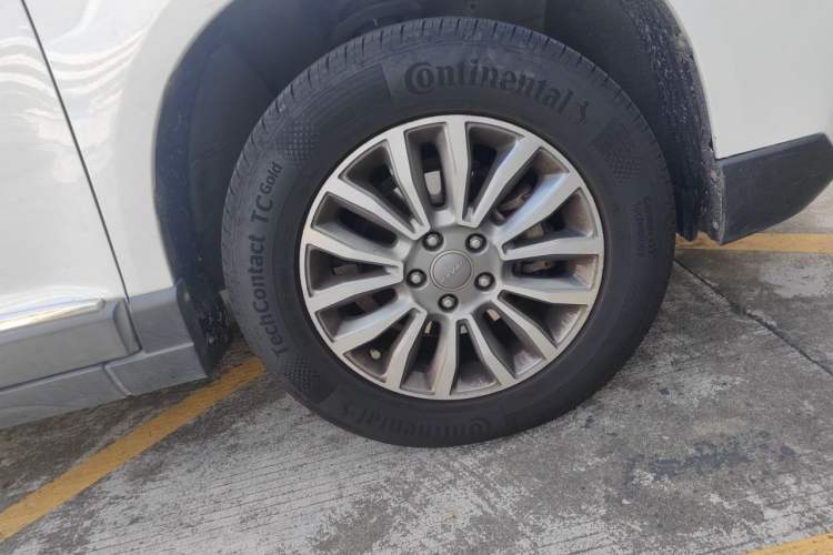 Used Haval H6 2017 Blue Label Sport Edition 1.5T Automatic Two-Wheel Drive Luxury Model Right Front Wheel Hub