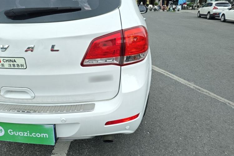 Used Haval H6 2017 Classic Edition 1.5T Automatic Two-Wheel Drive Elite Model Right Rear Taillight