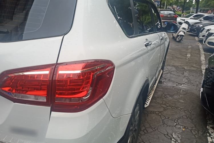Used Haval H6 2017 Red-Label Sport Edition 1.5T Automatic Two-Wheel Drive Luxury Model Right Rear Taillight