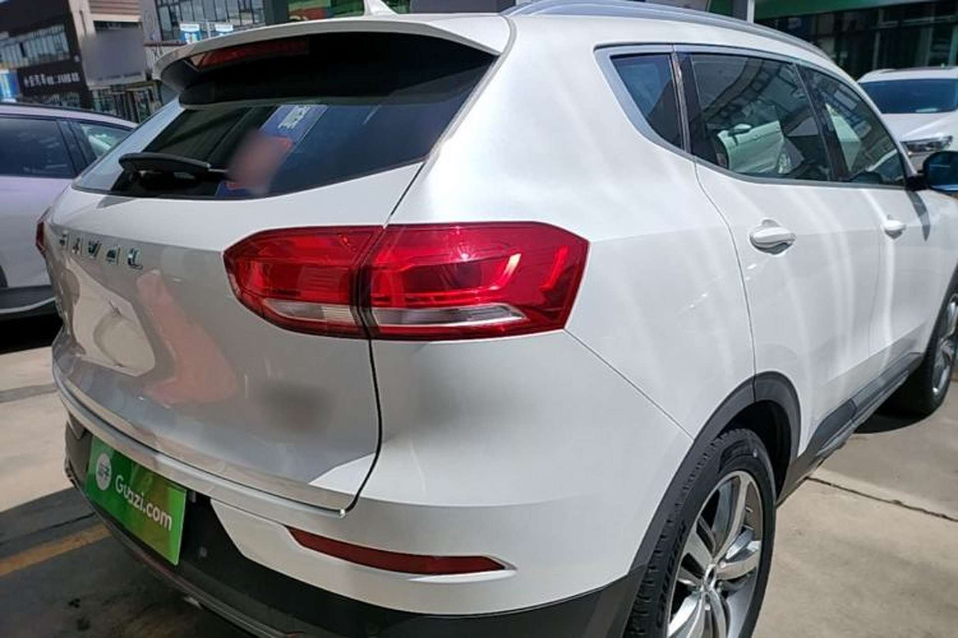 Used Haval H6 2017 Red-Label 2.0T Automatic Two-Wheel Drive Leading Edition Right Rear Taillight