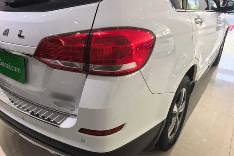 Used Haval H6 2017 Blue Label Sport Edition 1.5T Manual Two-Wheel Drive Elite Model Right Rear Taillight